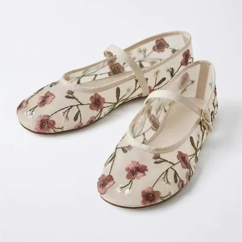 Sandal Merek Sejuk Wanita Flat - Ethnic Fashion Brand ulasan dan harga