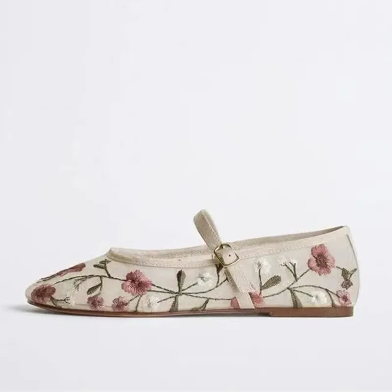 Sandal Merek Sejuk Wanita Flat - Ethnic Fashion Brand ulasan dan harga