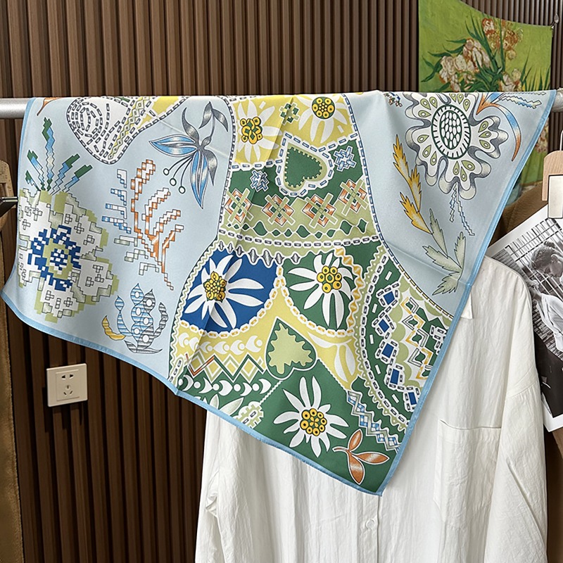 Syal Persegi Motif Kuda Boho H - Ethnic Boho Fashion ulasan dan harga