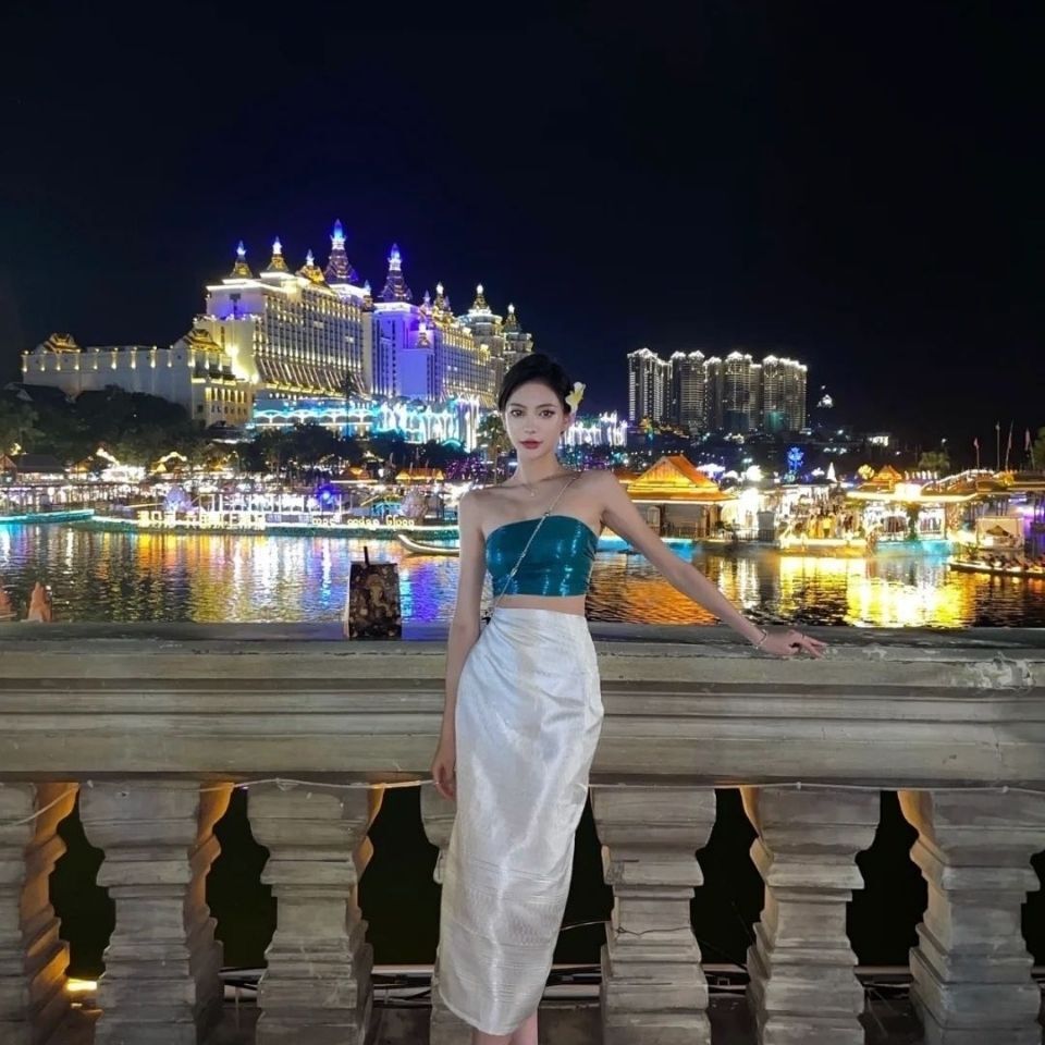 Pakaian Nasional Thailand Kost - Batik Sarong Wrap ulasan dan harga