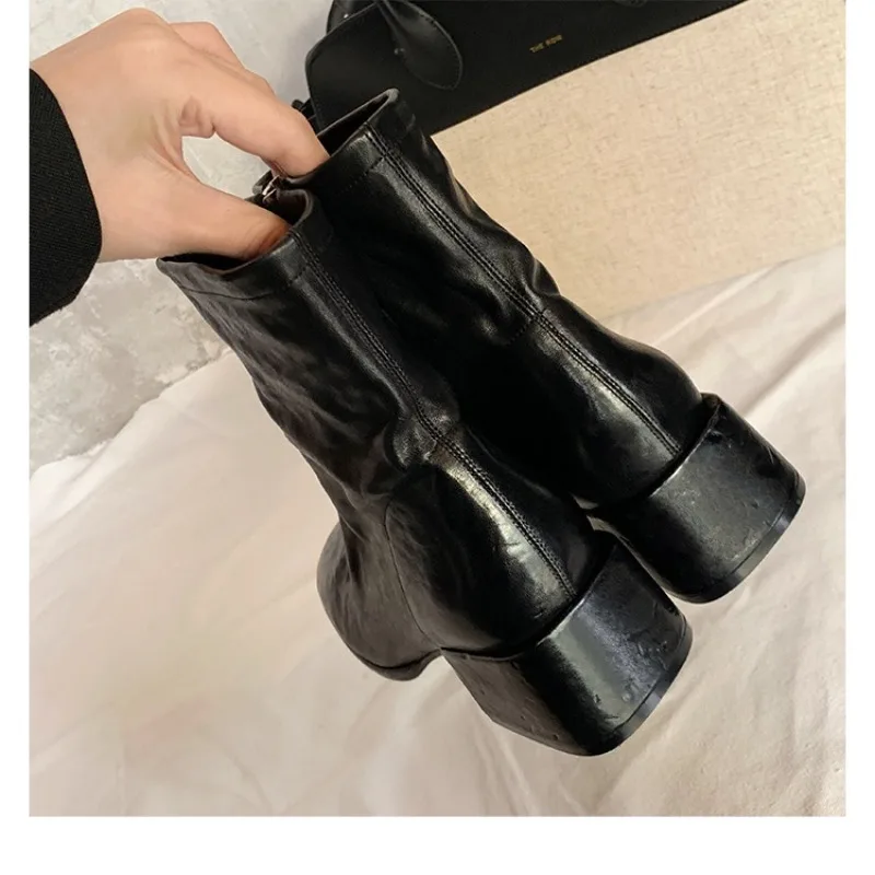 Sepatu bot pendek kulit lembut - Ethnic Fashion Designer ulasan dan harga
