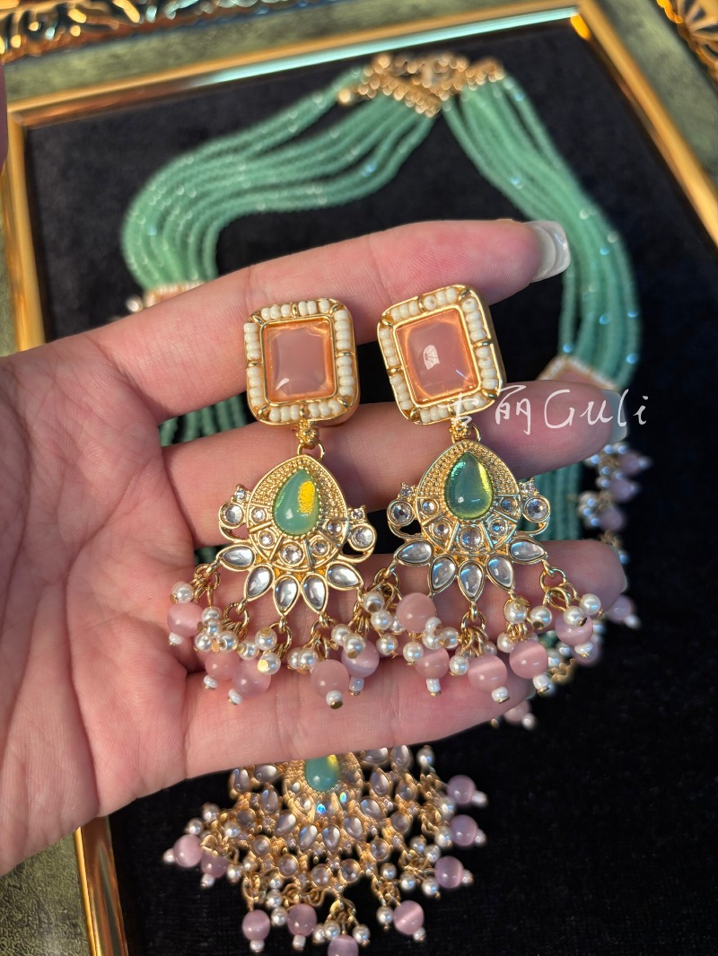 Anting dan kalung bergaya vint - Ethnic Fashion Book ulasan dan harga